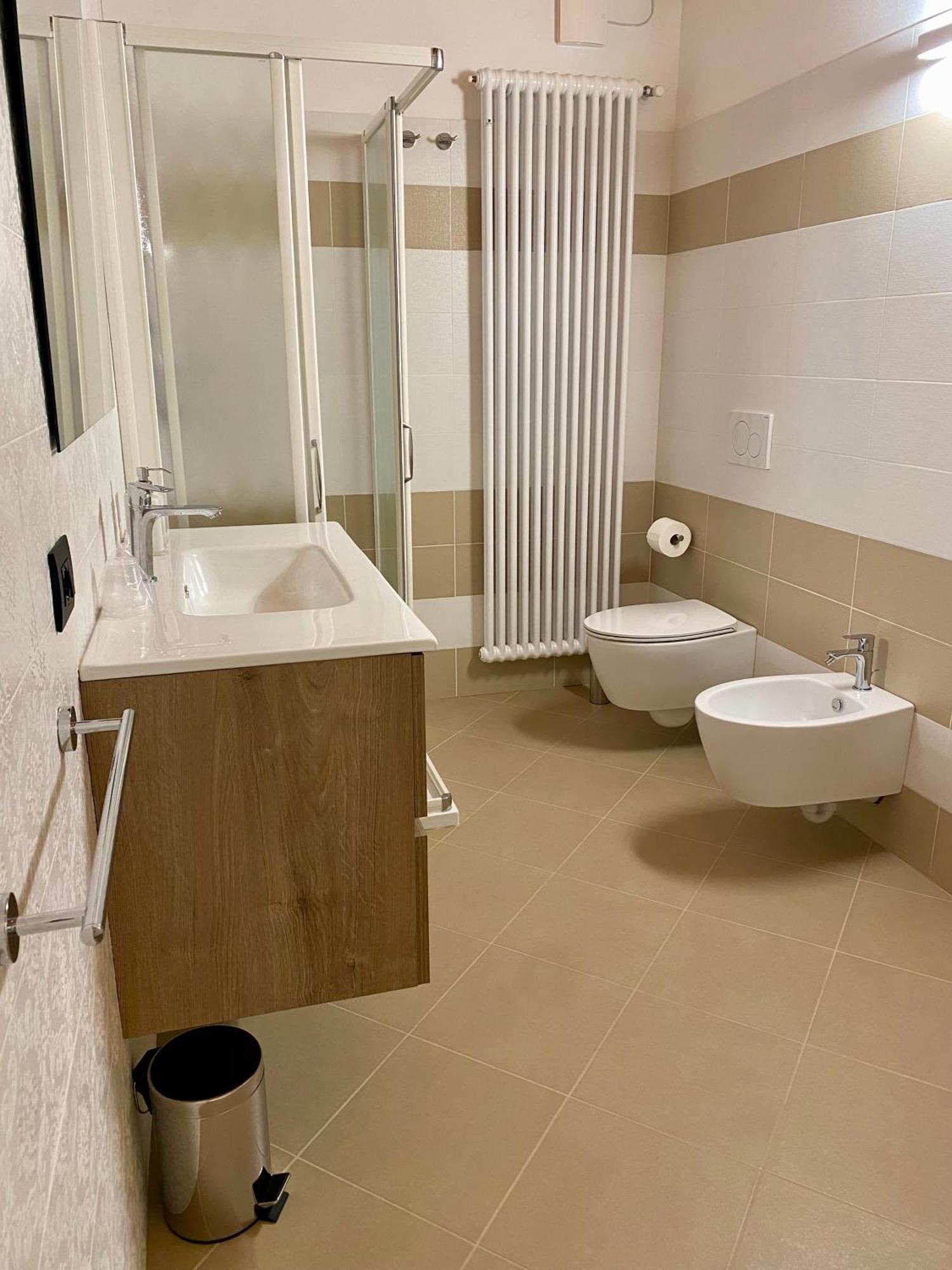 Petite Pomme Hotel Romano D'Ezzelino Kültér fotó